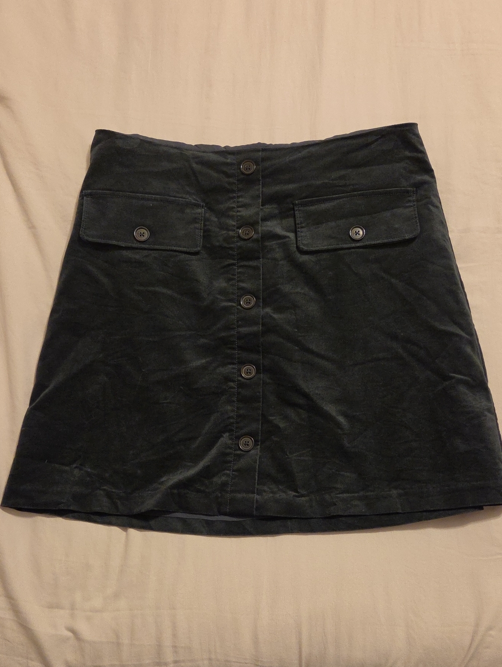 Banana Republic Button-Front Green Velvet Like Mini Skirt